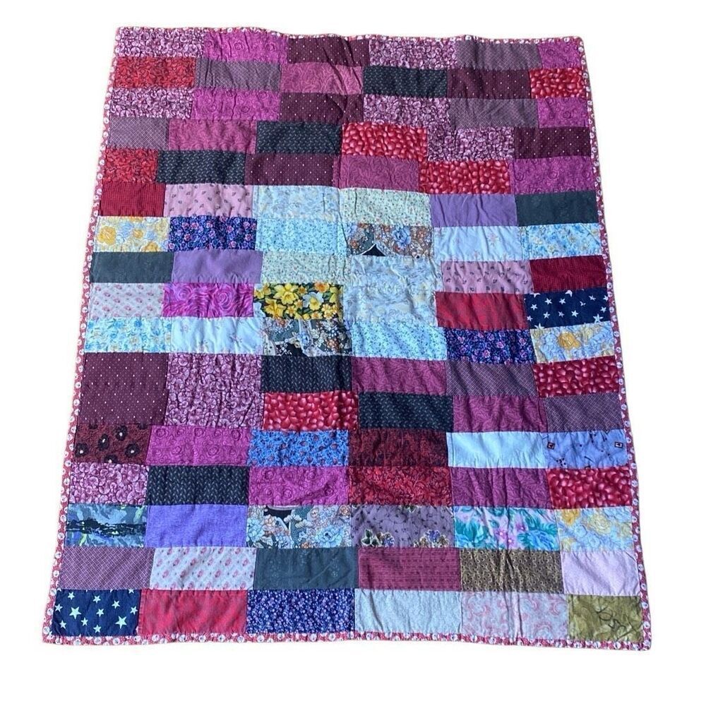 Vintage Handmade Baby Quilt Cottagecore lap blanket 32x40 Grandma Country 80s